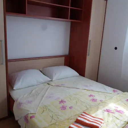 Apartmani Huljev Primosten Exterior photo