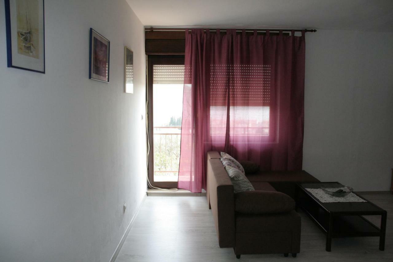 Apartment Huljev *